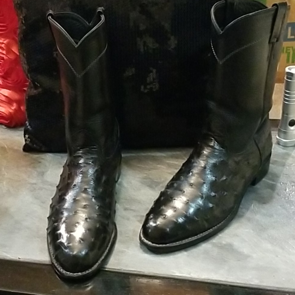 LARRY MAHAN FULL QUILL OSTRICH ROPERS - Picture 3 of 5